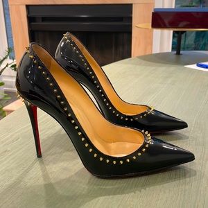 New Louboutin black stilettos size 41 / 10.5